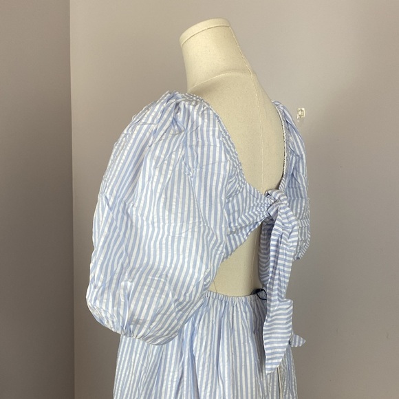 MINKPINK Milani Tiered Midi Dress in Blue & White Small - Picture 11 of 16